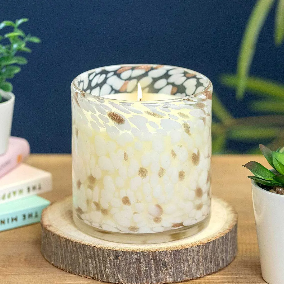 Fresh Linen Glass Candle>Desire Hot