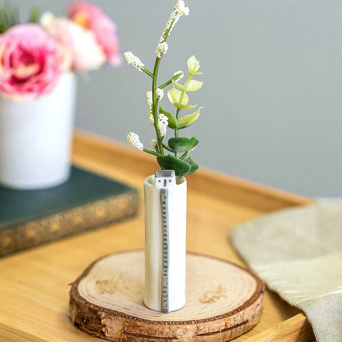 Cliff House Small Vase>East of India Flash Sale