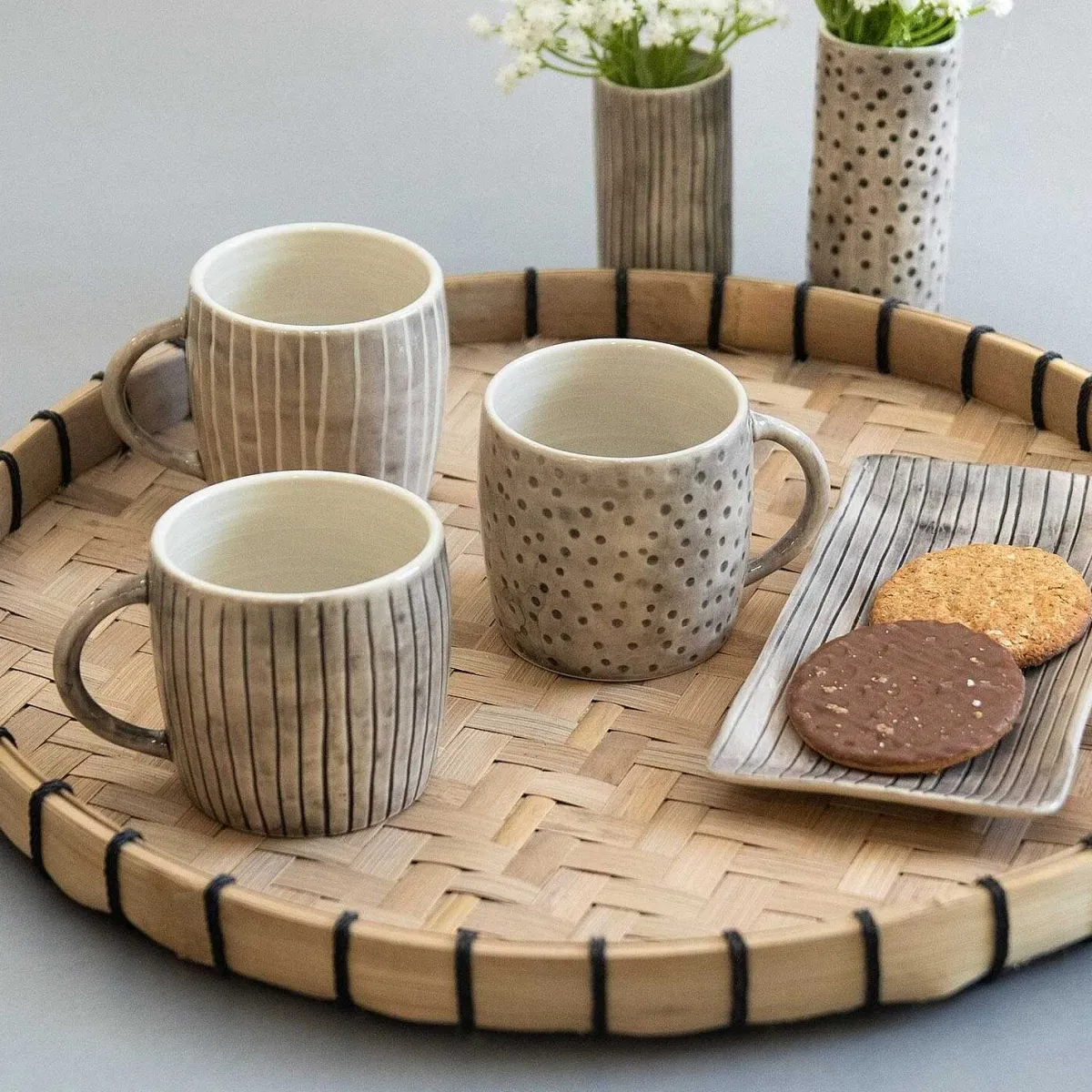 Scratched Lines Long Painted Trinket Dish>East of India Clearance