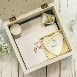 'Wedding' Keepsake Box><noscript><img width=