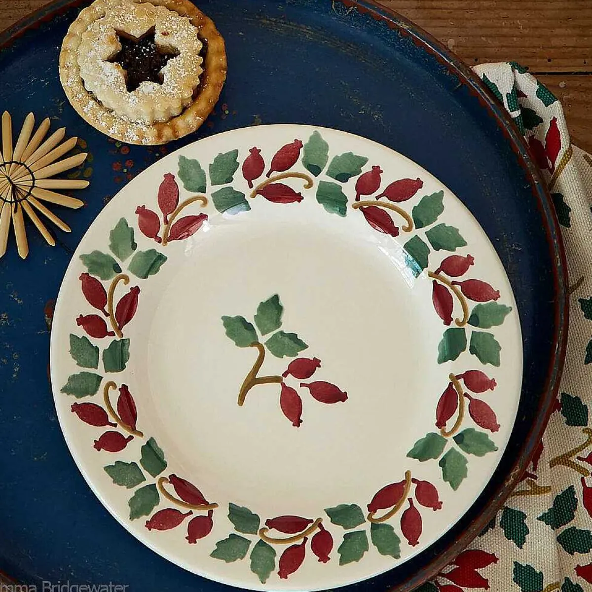 Folk Rosehip 6 1/2 Inch Plate>Emma Bridgewater Cheap