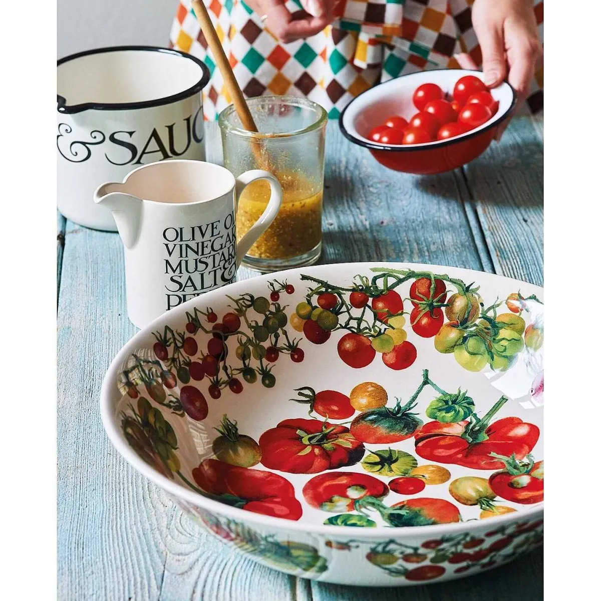 Vegetable Garden Tomato Medium Pasta Bowl>Emma Bridgewater Shop