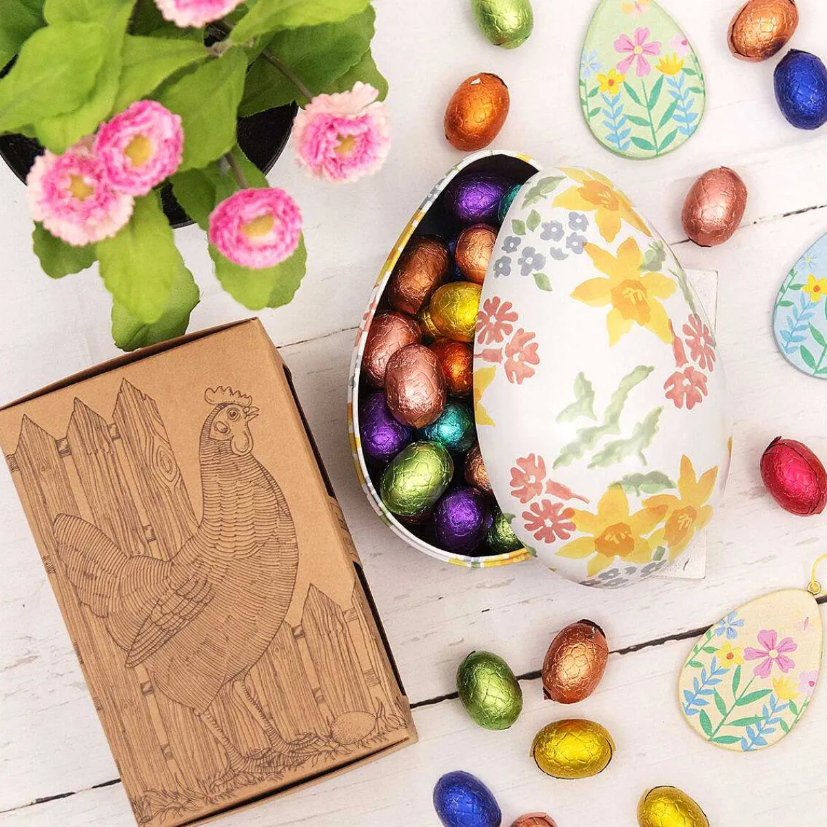 Wild Daffodils Boxed Large Egg-Shaped Tin>Emma Bridgewater Online