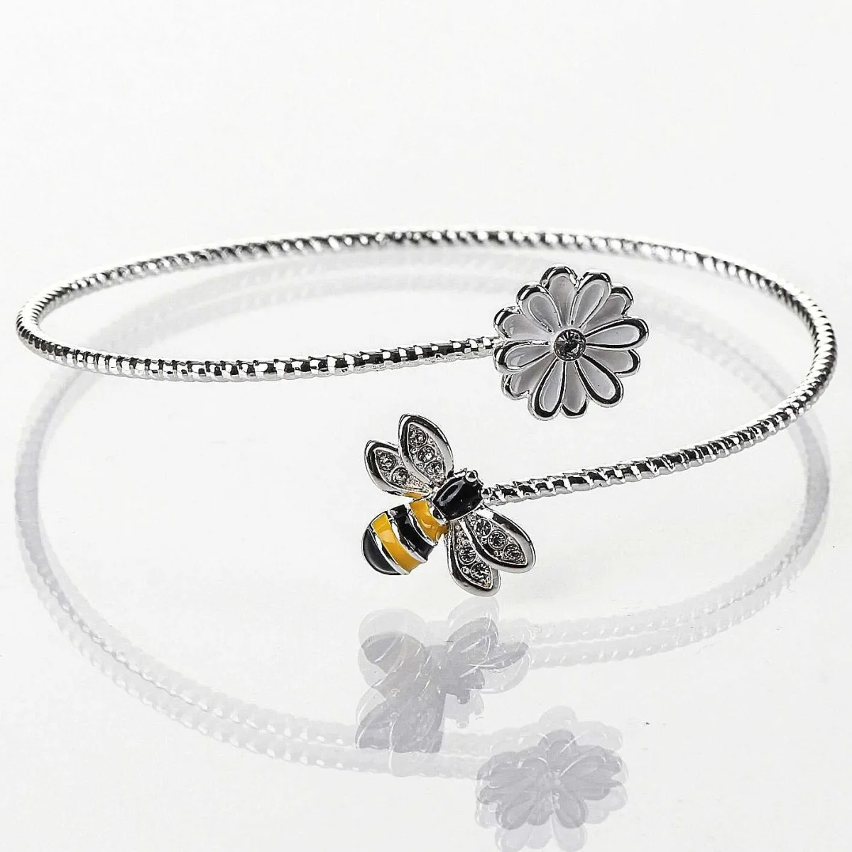 Silver Plated Hand Painted Bee Bangle With White Flower>Equilibrium Clearance