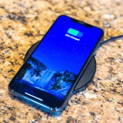 Vinyl Wireless Phone Charger><noscript><img width=