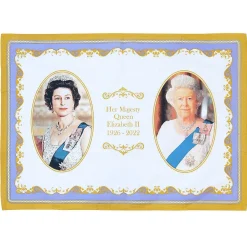 Her Majesty Queen Elizabeth Ii Commemorative Tea Towel><noscript><img width=