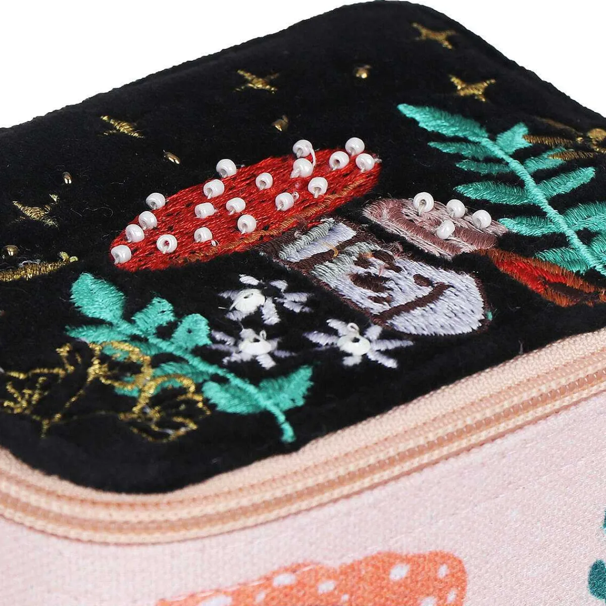 Forage Black Trinket Box>House Of Disaster Online