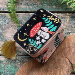 Forage Black Trinket Box><noscript><img width=