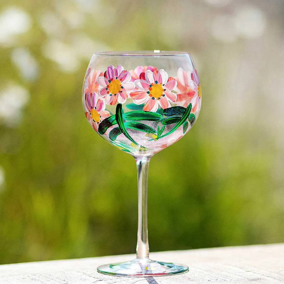 Hand Painted Daisies & Dragonflies Gin Glass>Lynsey Johnstone Flash Sale