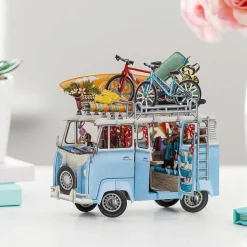 'The Camper Van' 3D Greetings Card>Me & McQ Best