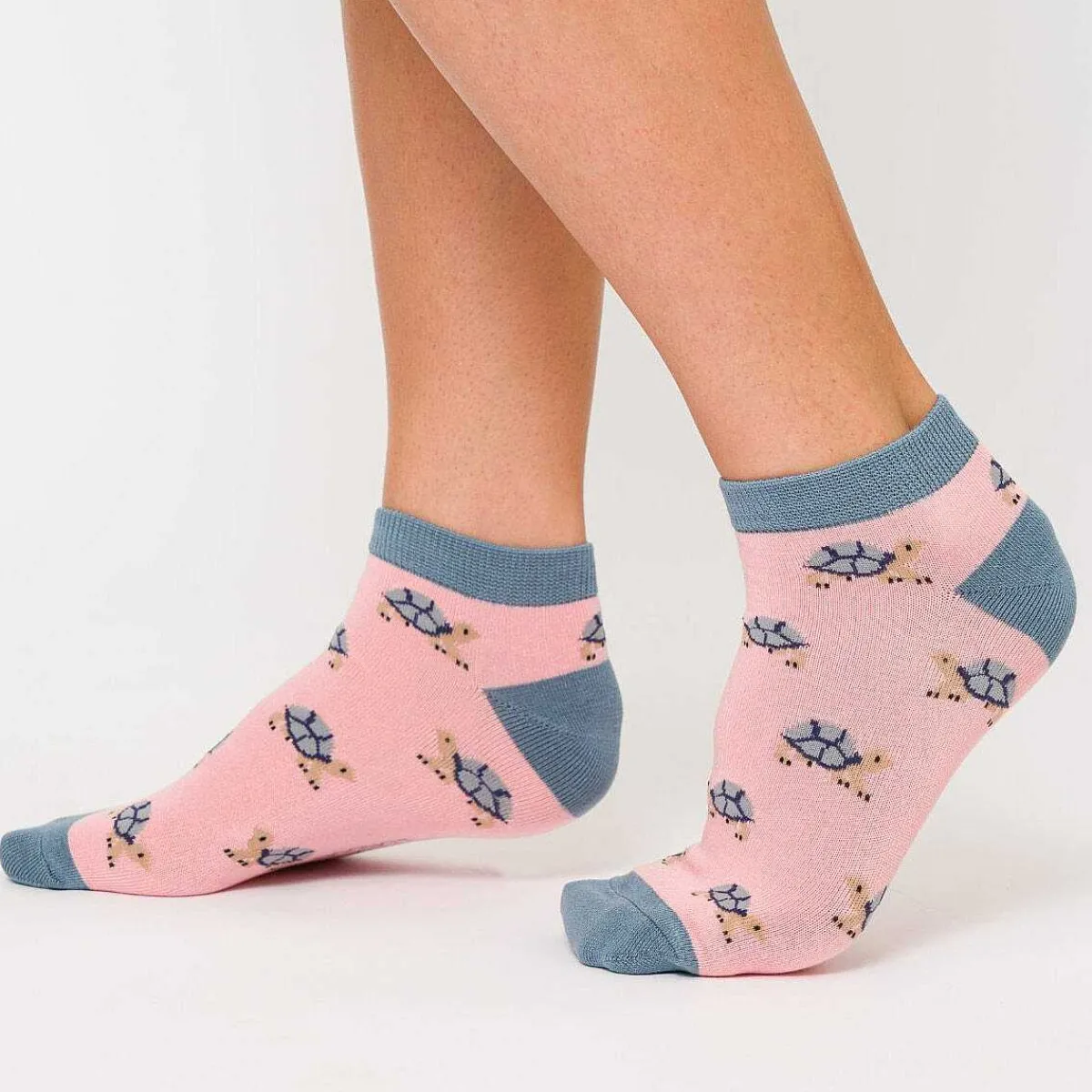 Pink Turtle Women's Bamboo Trainer Socks>Miss Sparrow Hot