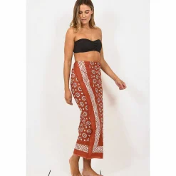 Cogs Rust Hand Printed Cotton Sarong><noscript><img width=
