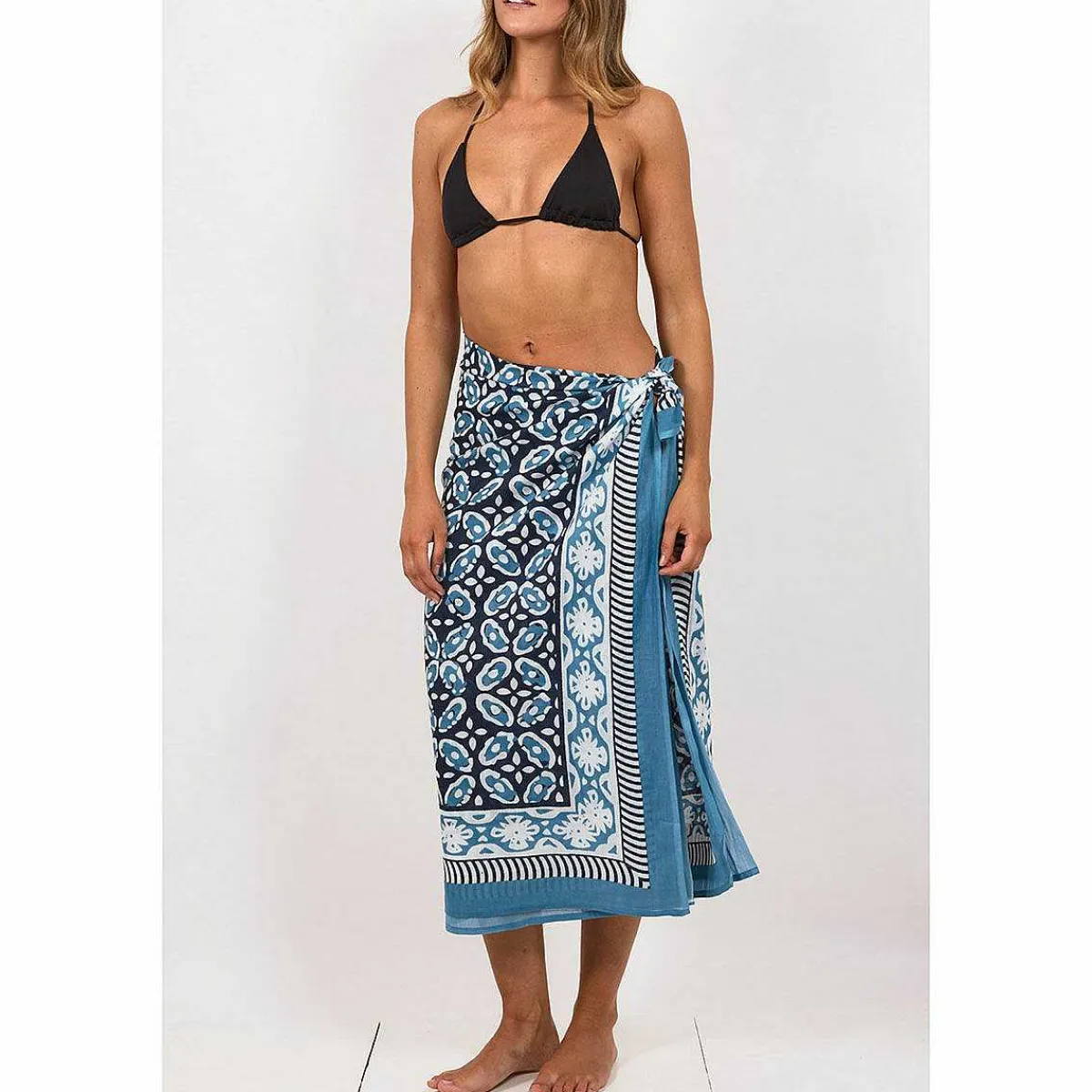 Flower Blue Hand Printed Cotton Sarong>Pachamama Best