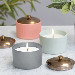 Hygge 141G Vetiver & Cardamom Grey Ceramic Soy Candle><noscript><img width=