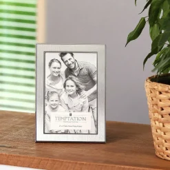 Silver Edged Photo Frame 4X6><noscript><img width=
