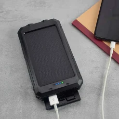 Red5 10,000Mah Solar Power Bank><noscript><img width=