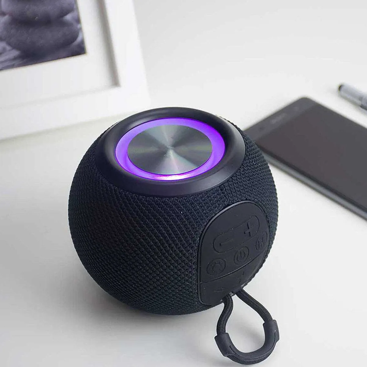 Red5 Wireless Black Colour-Changing Orb Speaker>The Source Shop