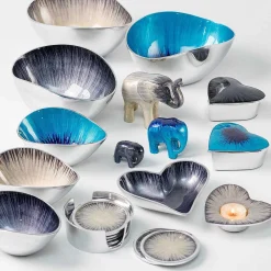 Azeti Brushed Black Heart Tealight Holder>Tilnar Art Shop