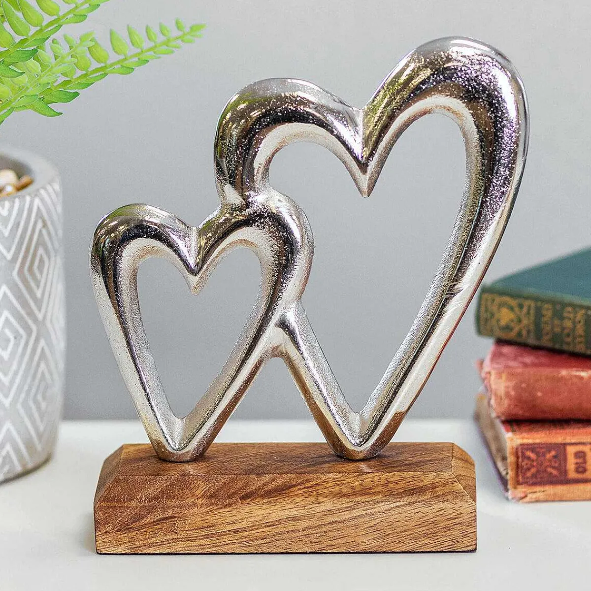 Silver Interlocked Hearts On Wooden Base Decoration>Transomnia Online