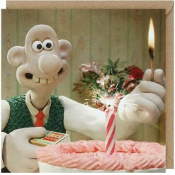 'Wallace With Cake' Birthday Card>Wallace & Gromit Outlet