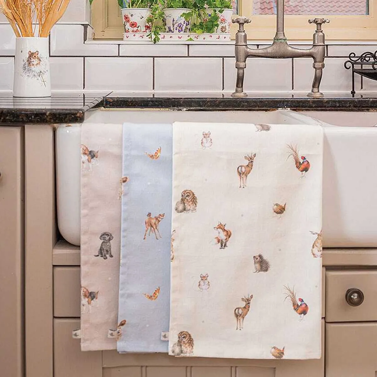A Dog's Life Tea Towel>Wrendale Sale