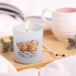 'Blown Away' Highland Cow Meadow Candle>Wrendale Discount