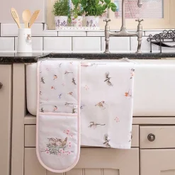 Feathered Friends Wren Double Oven Glove>Wrendale Flash Sale
