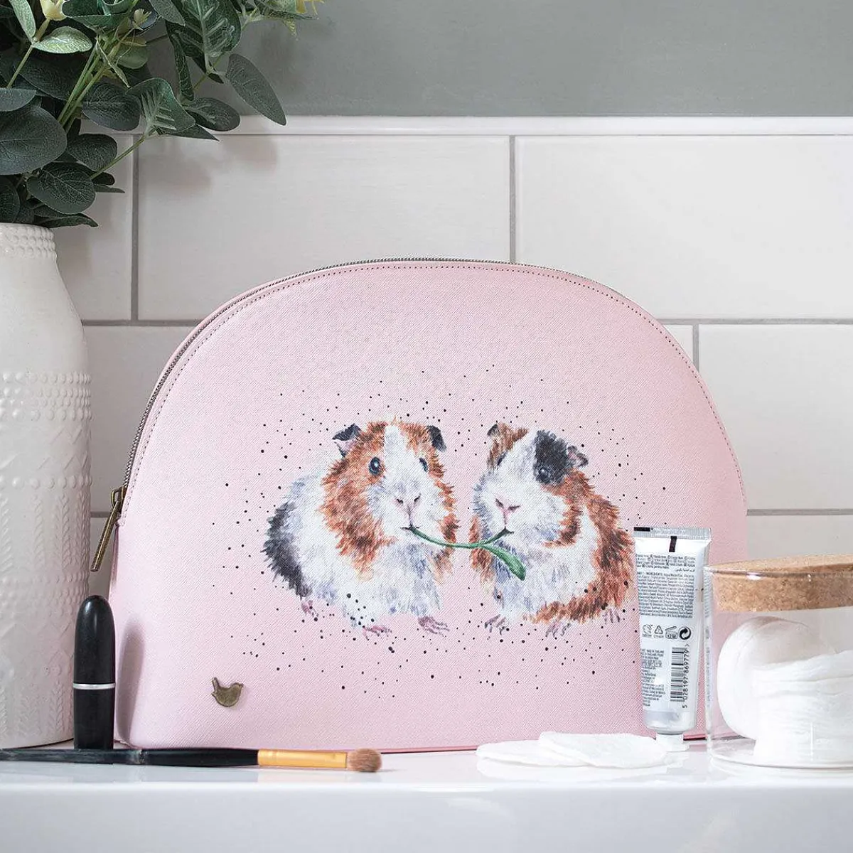 'Lettuce Be Friends' Guinea Pig Large Cosmetic Bag>Wrendale Fashion
