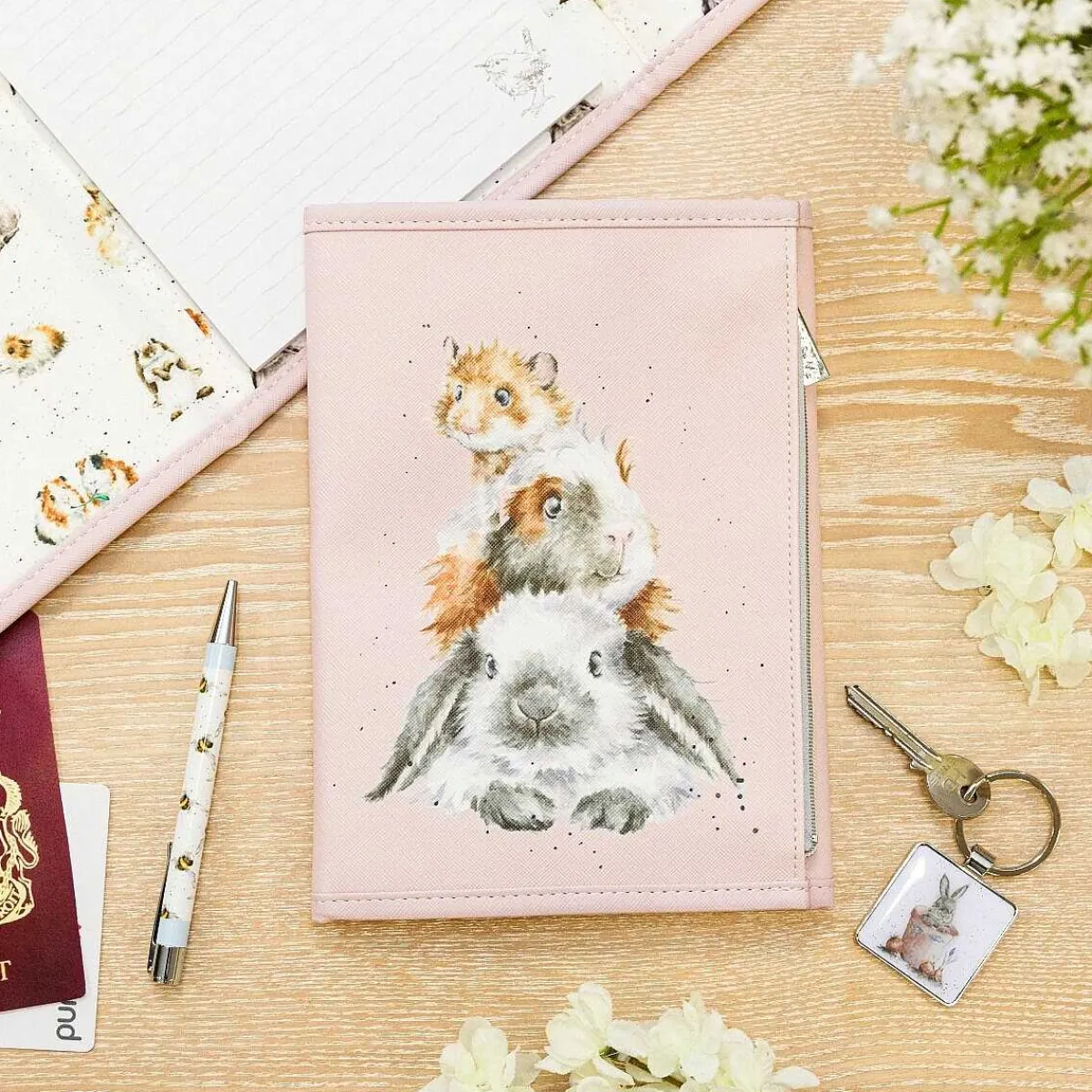 'Piggy In The Middle' Guinea Pig Notebook Wallet>Wrendale Cheap