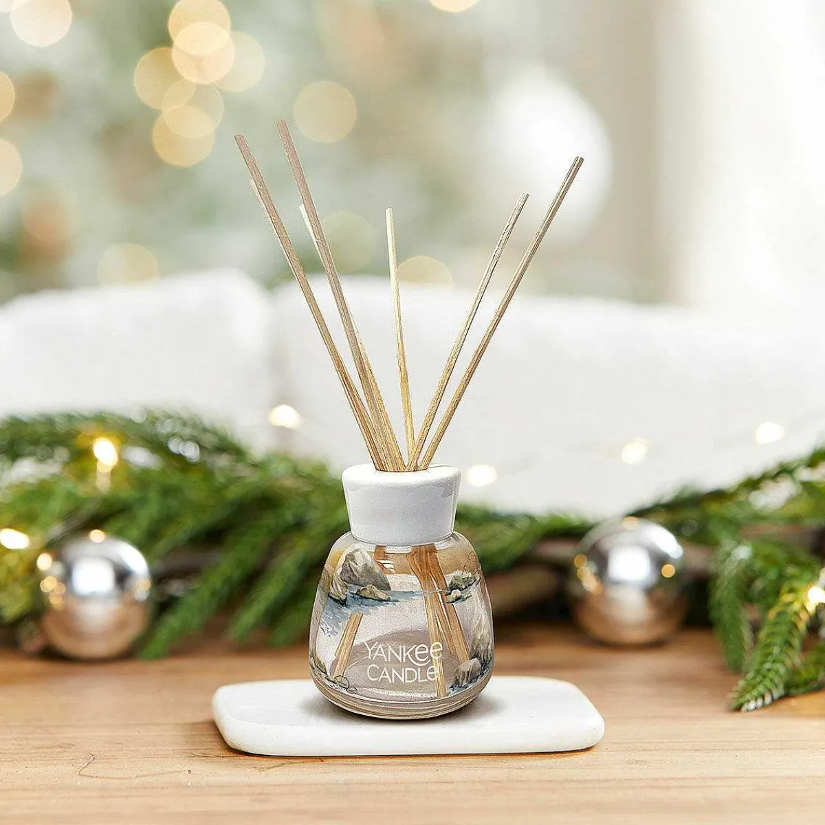 Amber & Sandalwood 100Ml Signature Reed Diffuser>Yankee Candle New