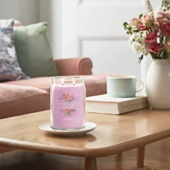 Hand Tied Blooms Signature Large Jar Candle><noscript><img width=